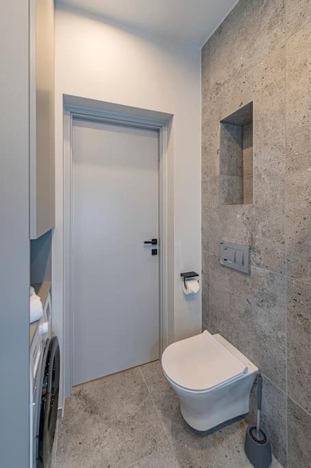 Lovely 1Bd Central Apartment By Hostlovers Kaunas Exterior foto